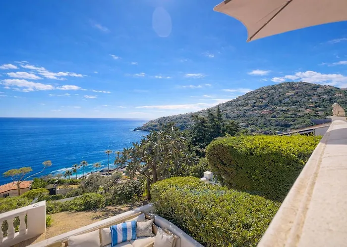 Vue & Terrasse Calme Parking St Raphael